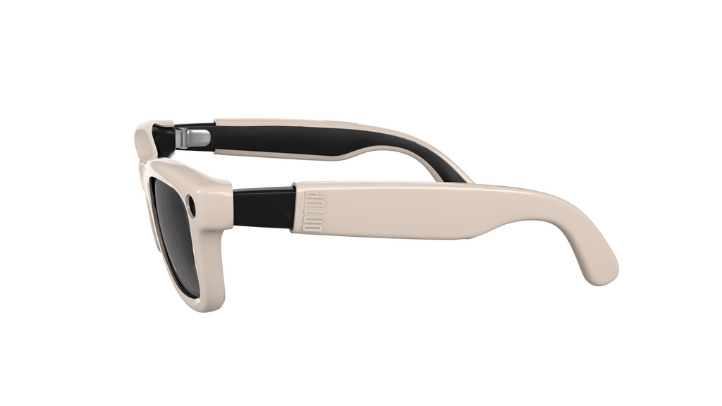 ONTOP Ivory indossato su Ray-Ban Meta Wayfarer